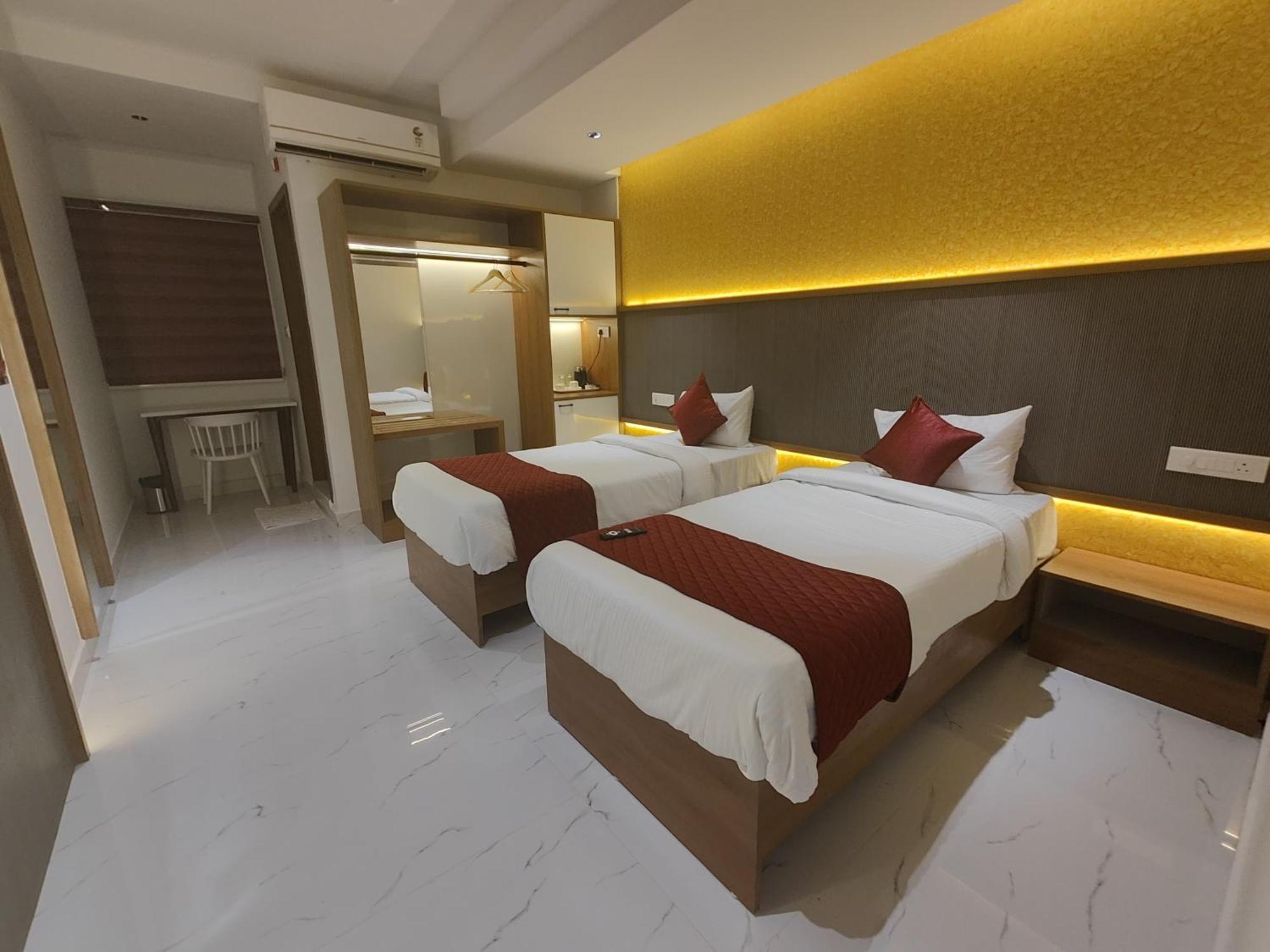 Hotel La Premier Хидерабад Екстериор снимка